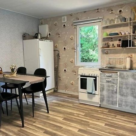 Familienfreundliche Farm Stuga Hamra  Extérieur photo